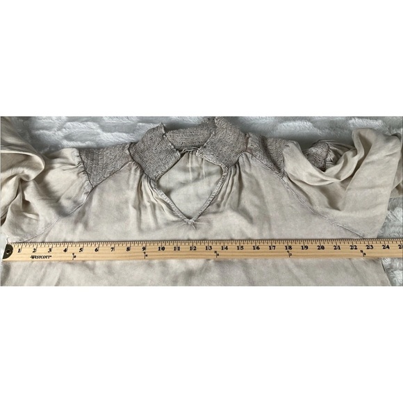 Earthbound Women’s Size XL  Beige Mineral Wash  LS Top Smocked Lightweight Boho - Picture 6 of 8